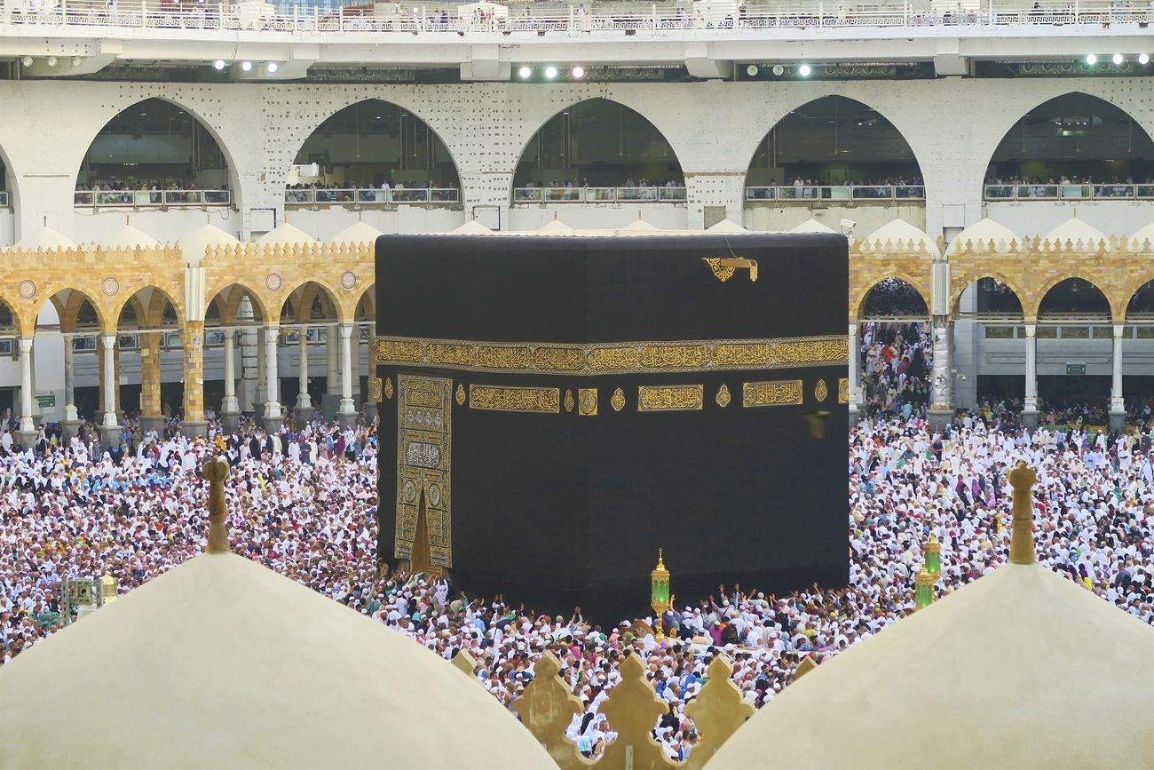 Islam religion kabba ceremony crowd