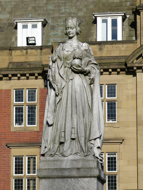 Statue of Queen Victoria in front of the Royal Victoria Infirmary Administration Block